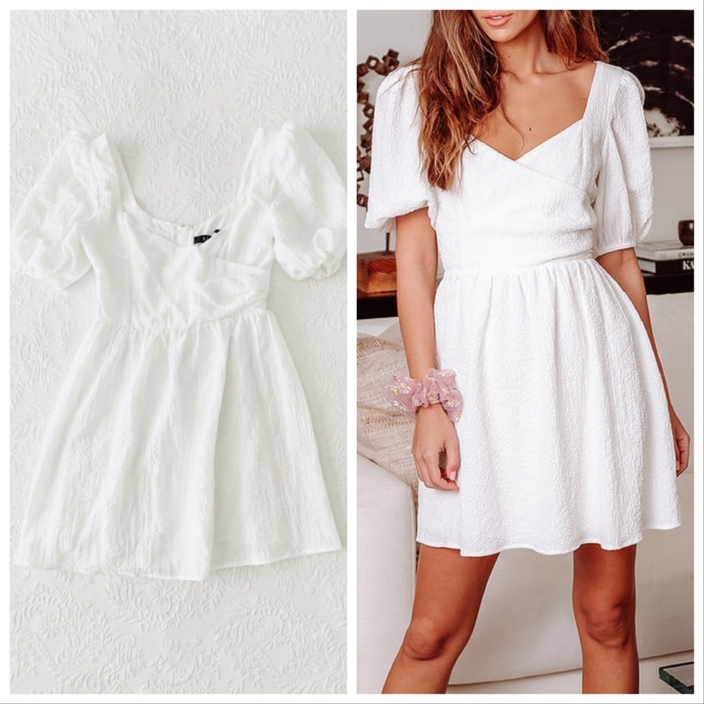NWOT Lulus Little Bit In Love White Surplice Puff Sleeve Mini Dress Large